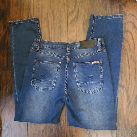 Hudson Jeans   - Picture 6 of 8
